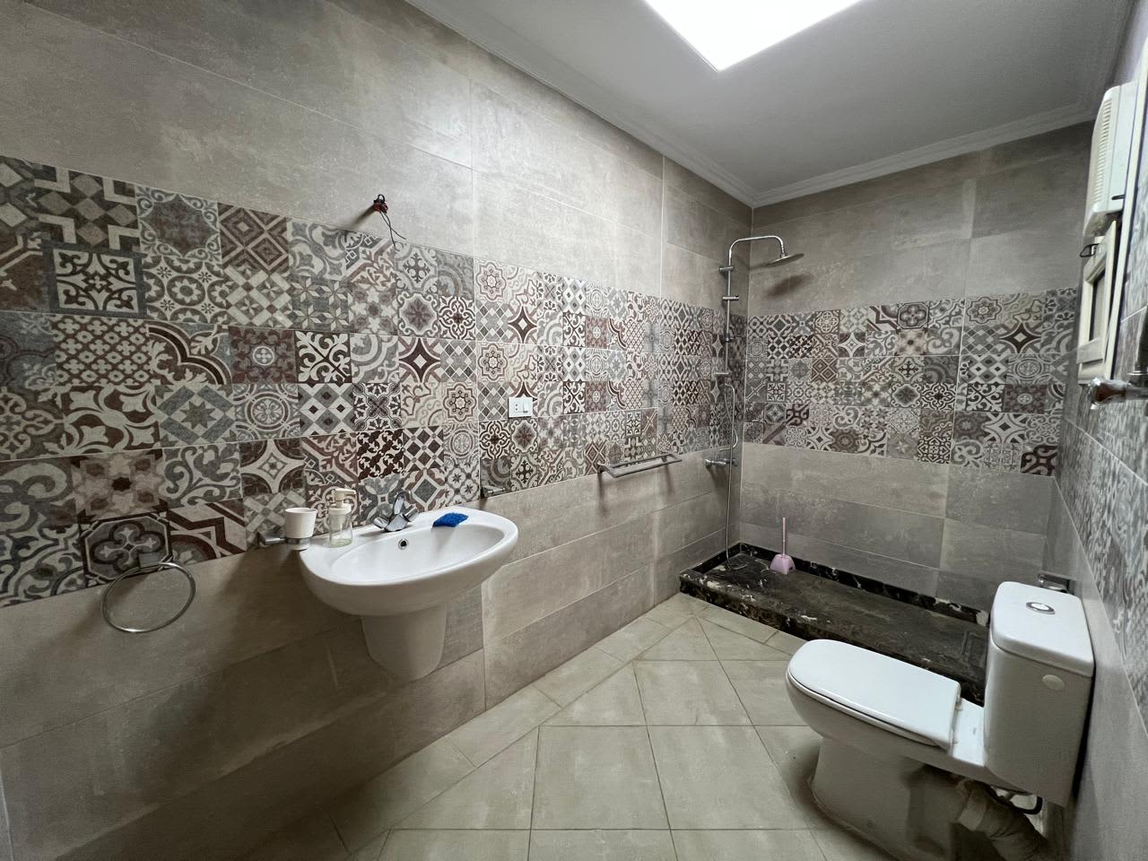 Office for rent in Zahraa El Maadi , Maadi - Image 7