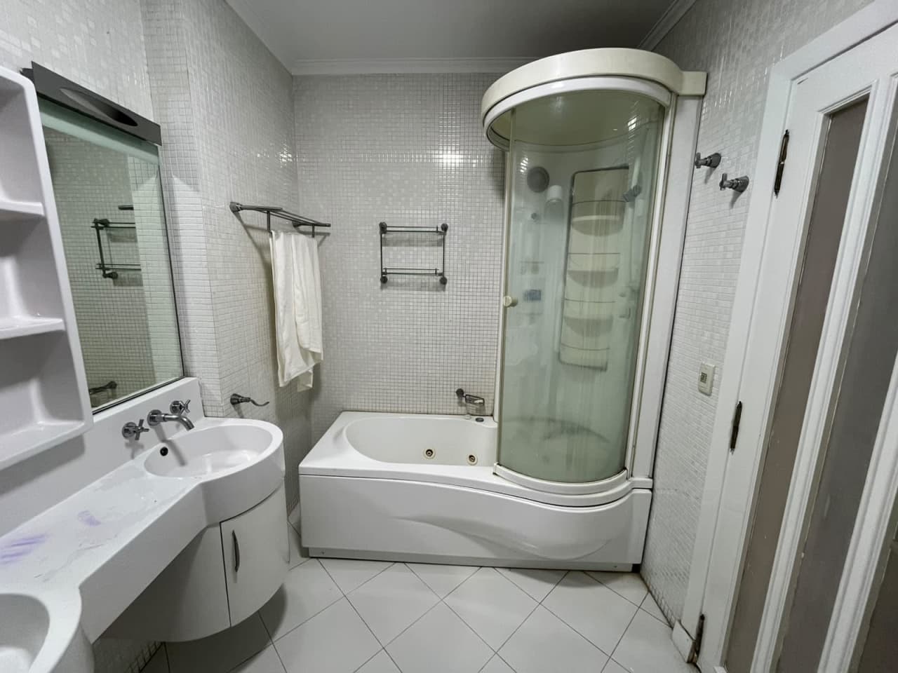 2 bedroom Ground Floor for rent in Zamalek , Cairo - Image 8