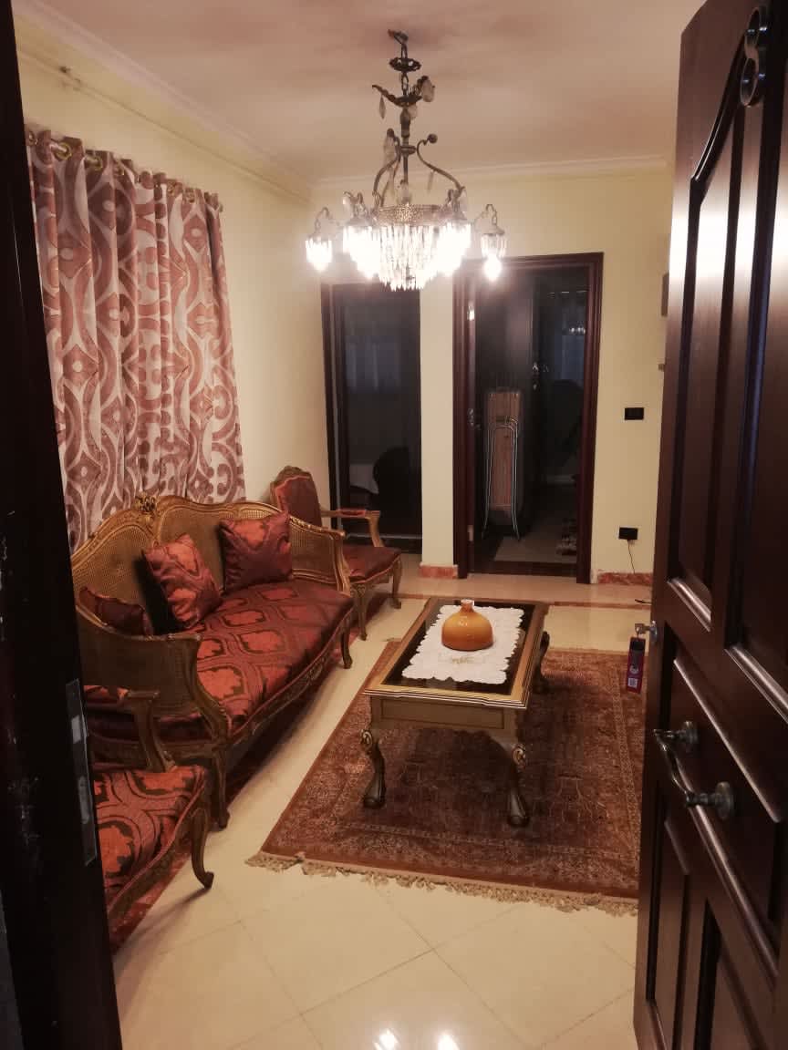 2 bedroom Apartment for rent in Zamalek , Cairo - Image 2