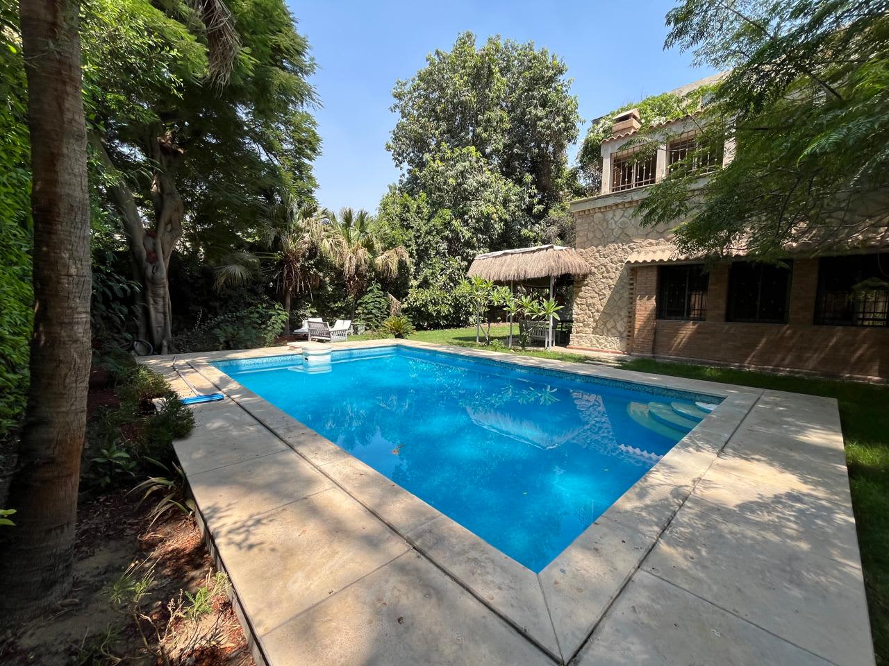 5 bedroom Villa for rent