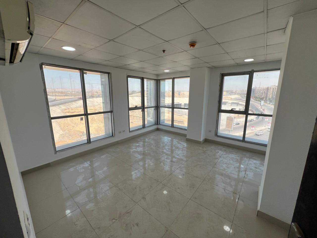 2 bedroom Office for rent in Zahraa El Maadi , Maadi - Image 2
