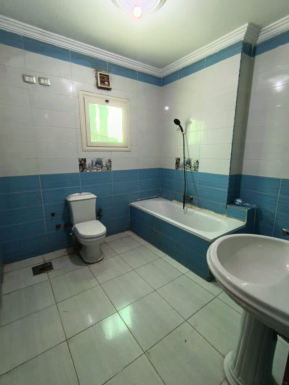 3 bedroom Office for rent in New Maadi , Maadi - Image 8