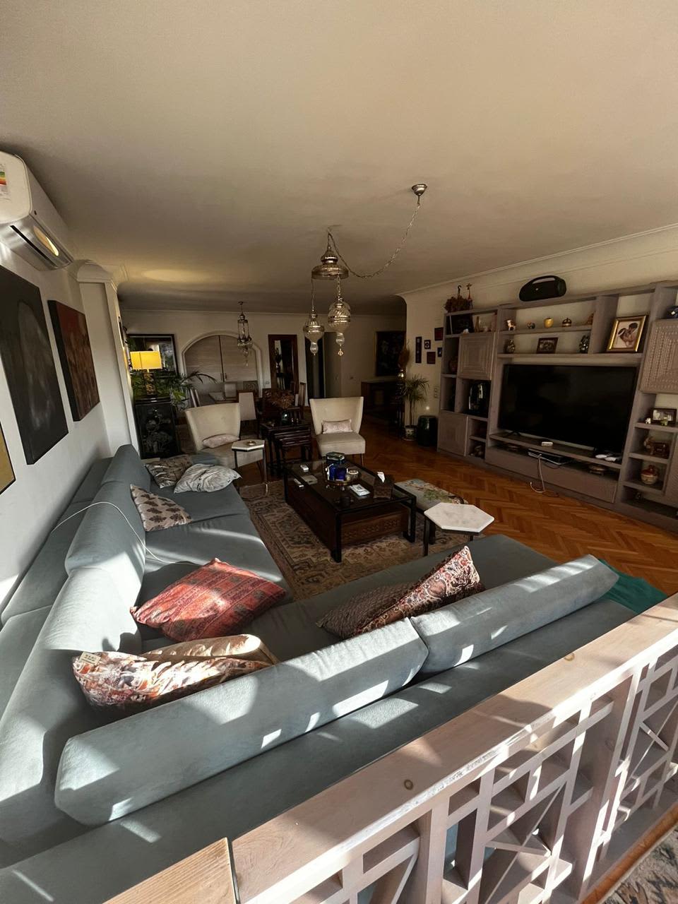 3 bedroom Apartment for sale in Sarayat