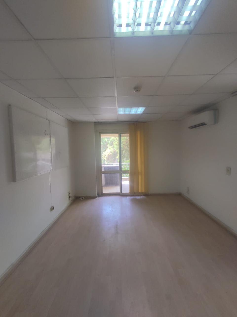 5 bedroom Office for rent in Degla , Maadi - Image 6