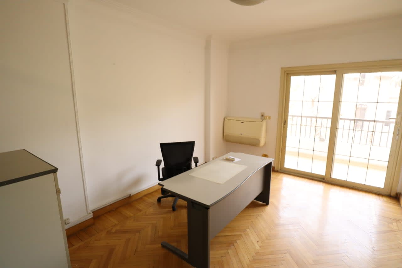 4 bedroom Office for rent in Sarayat , Maadi - Image 4