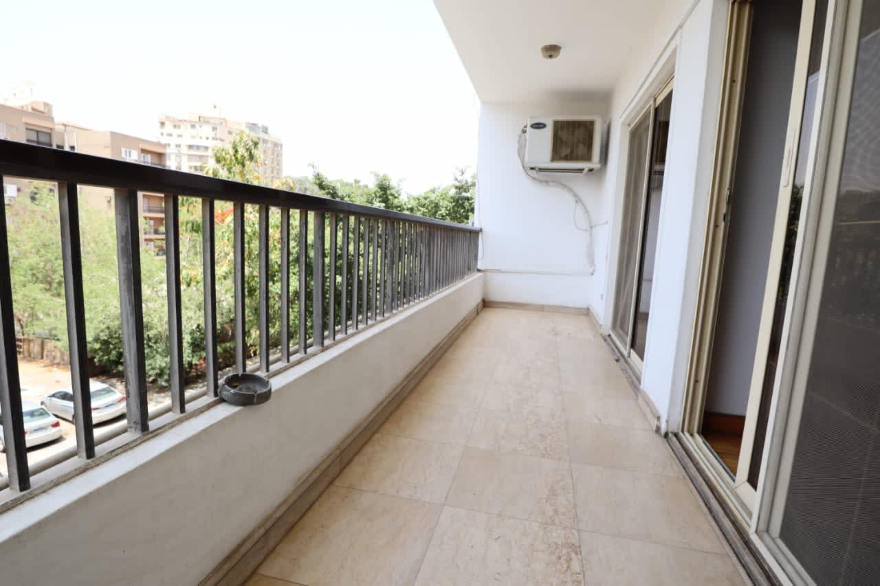 4 bedroom Office for rent in Sarayat , Maadi - Image 5