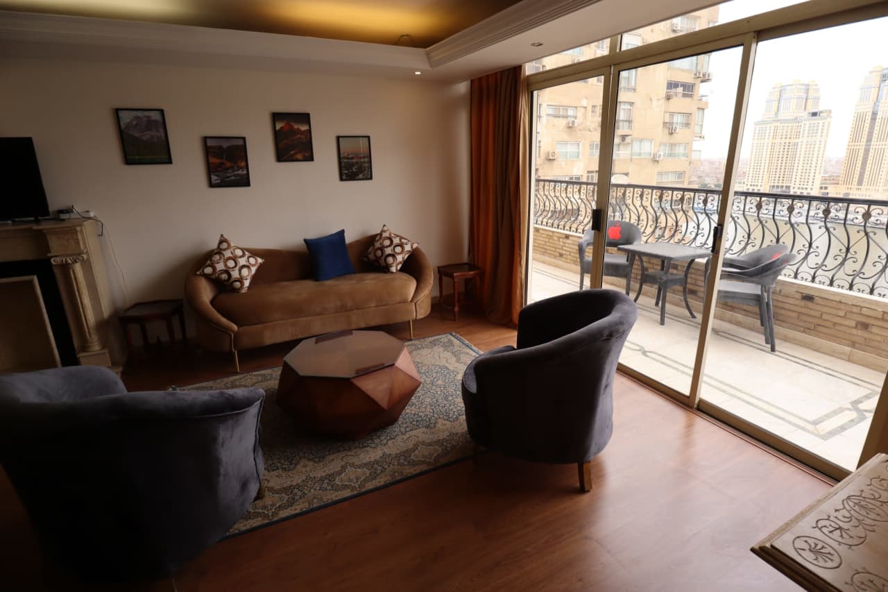 3 bedroom Apartment for rent in Zamalek , Cairo - Image 2