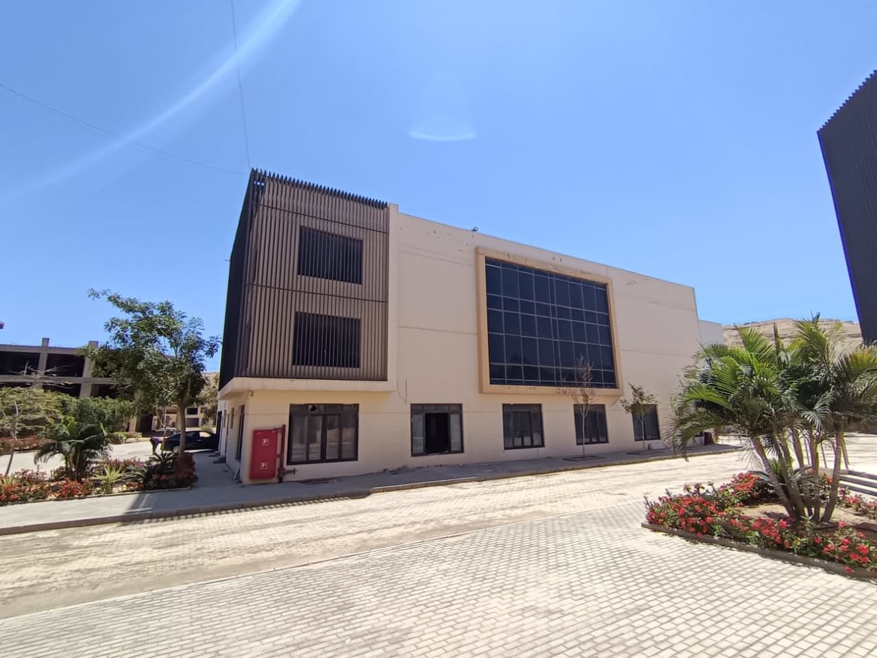 Office for rent in Katameya , New Cairo - Image 2