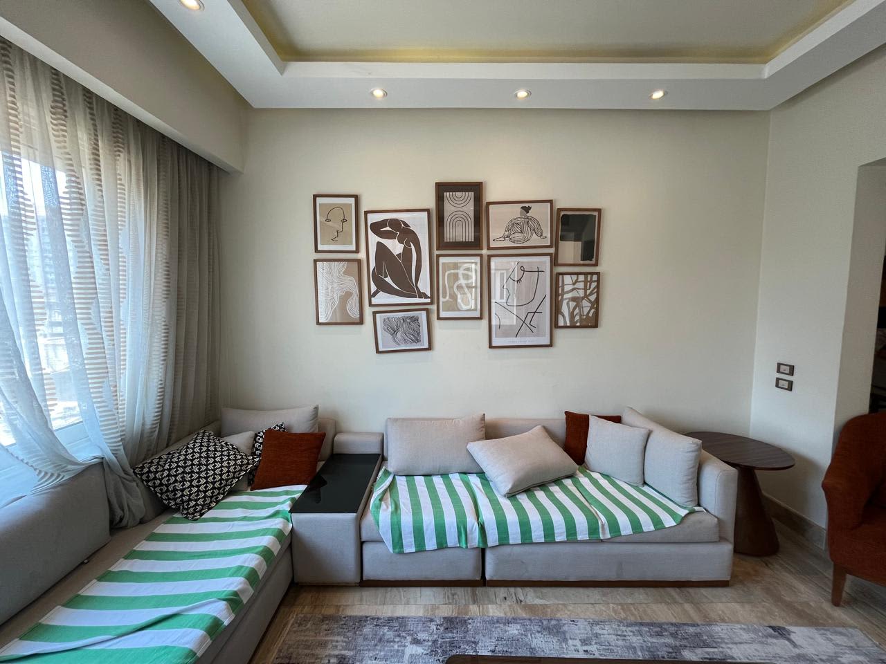 2 bedroom Apartment for rent in Zamalek , Cairo - Image 2