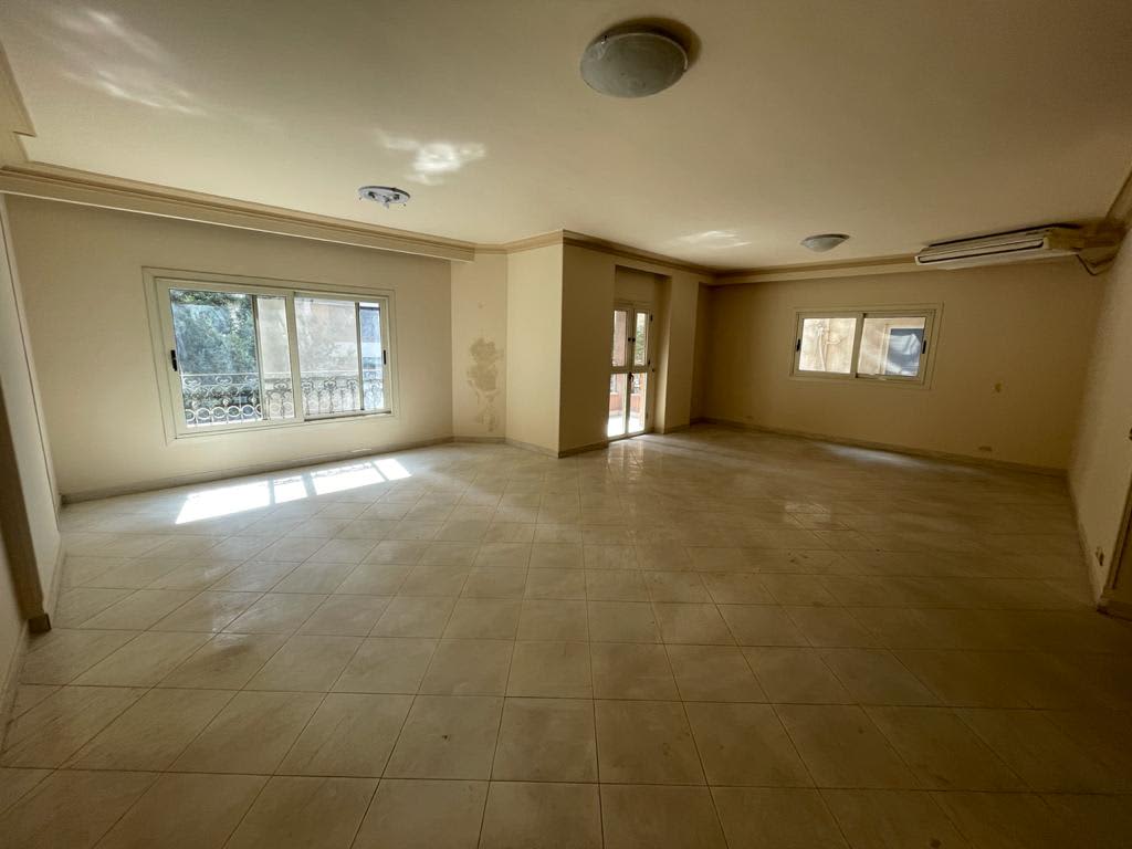 Office for rent in Street 199