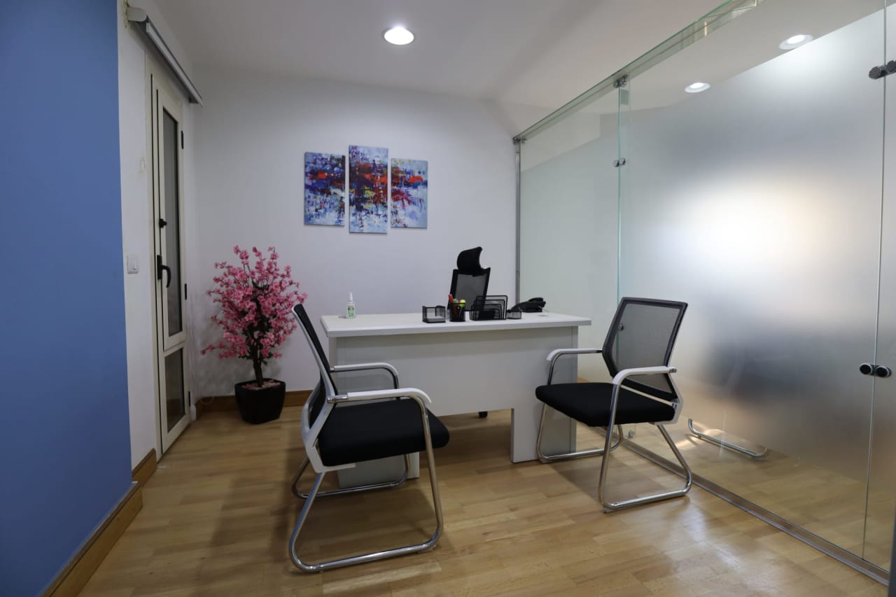 4 bedroom Office for rent in Sarayat , Maadi - Image 4
