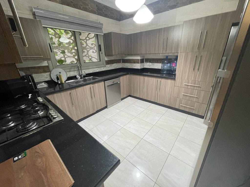 4 bedroom Ground Floor for sale in Sarayat , Maadi - Image 4