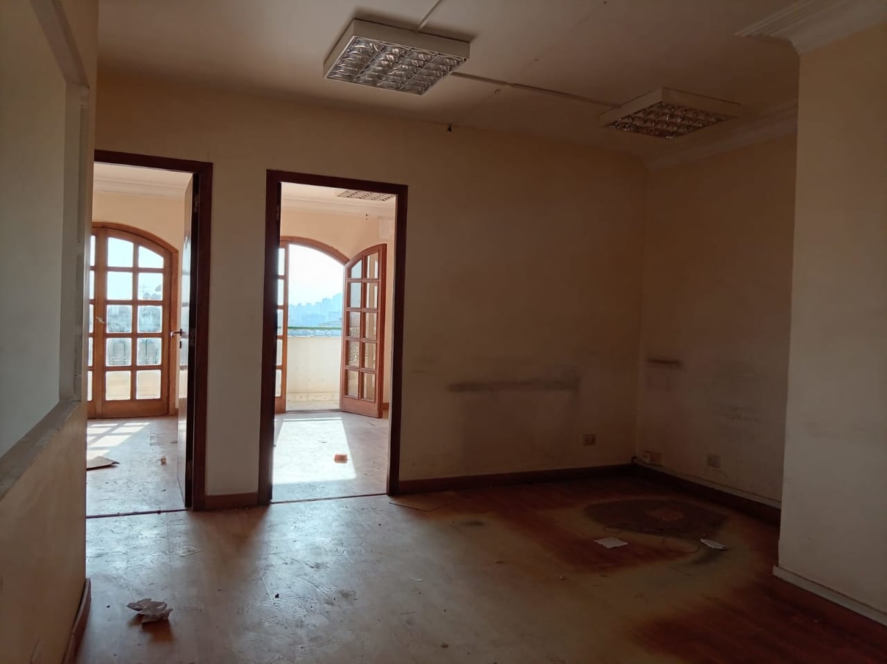 6 bedroom Office for rent in Sarayat , Maadi - Image 4