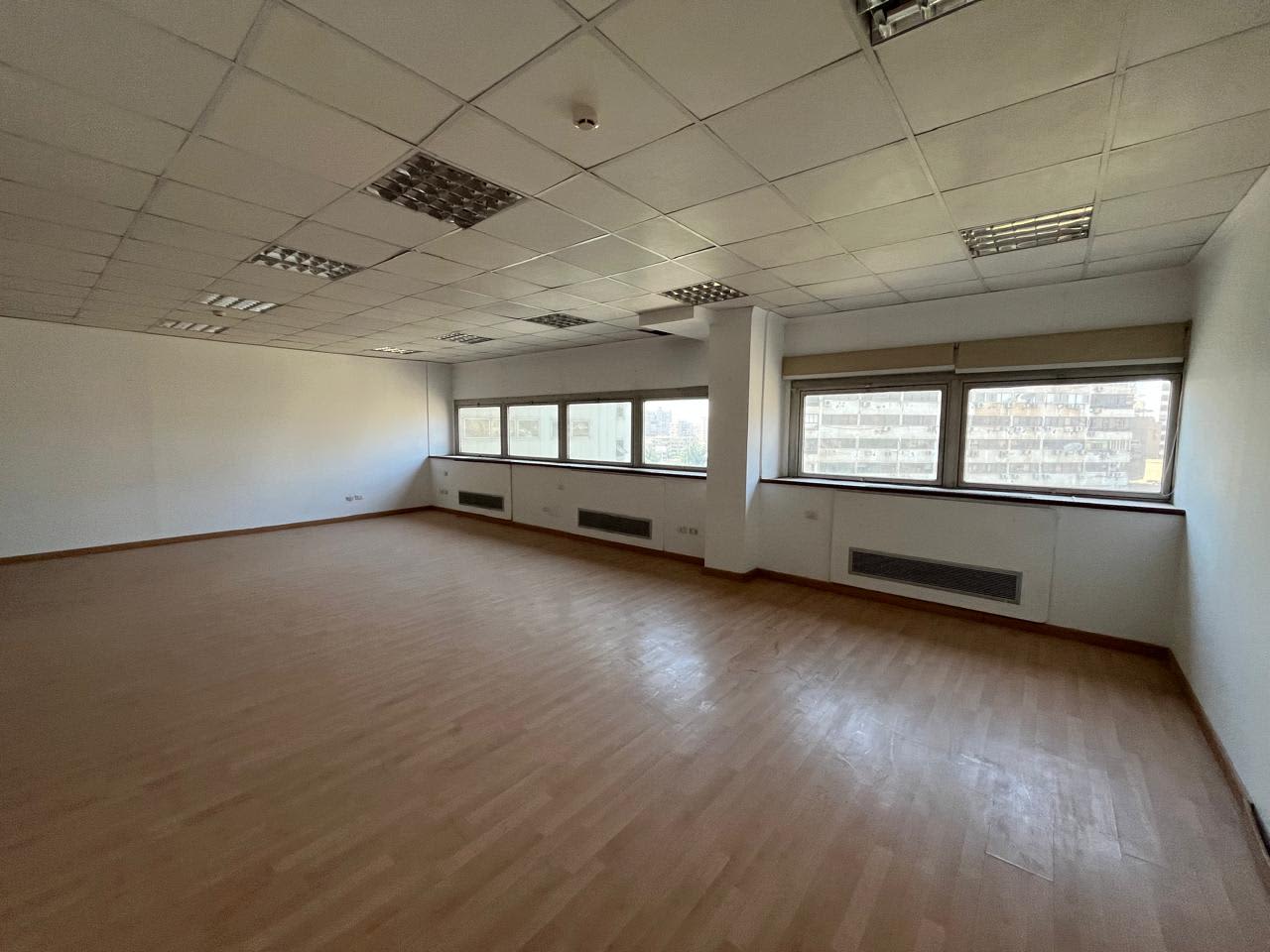 5 bedroom Office for rent in Zamalek , Cairo - Image 4