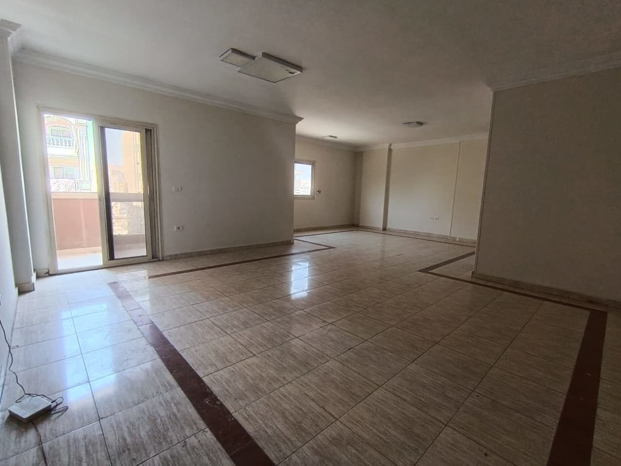 3 bedroom Office for rent in Ring Road , Cairo - Image 7