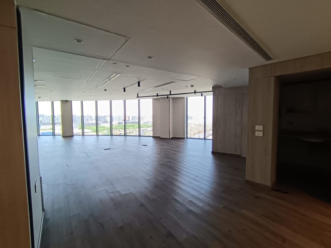 Office for rent in New Cairo , Cairo - Image 2