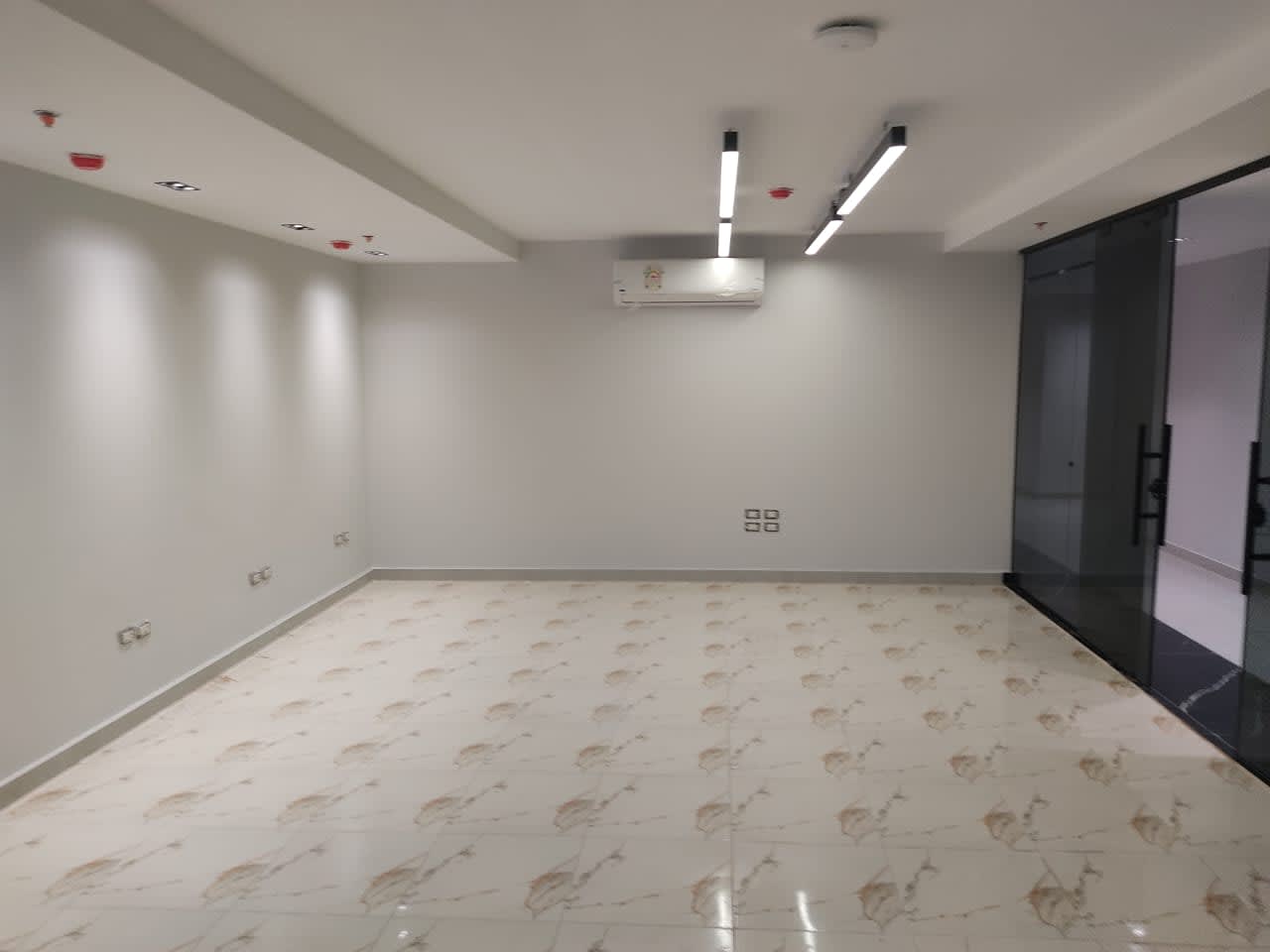 15 bedroom Office for rent in Ring Road , Cairo - Image 2
