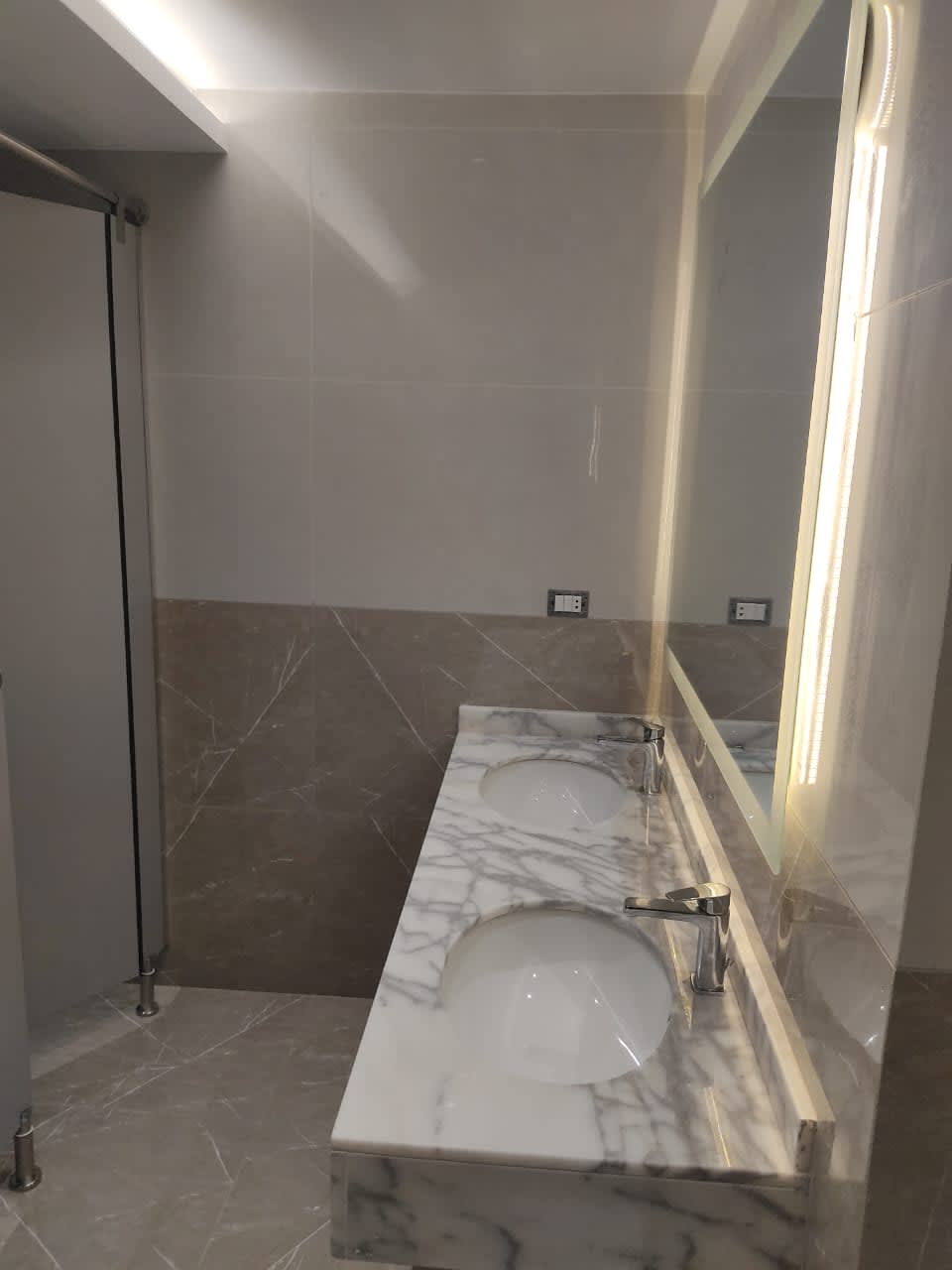 15 bedroom Office for rent in Ring Road , Cairo - Image 9