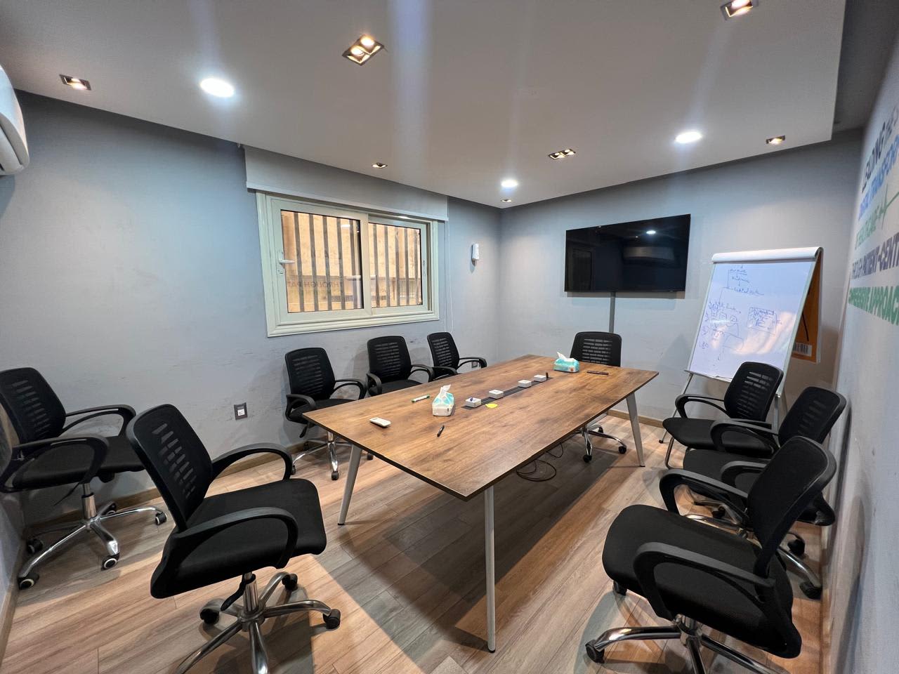 3 bedroom Office for rent