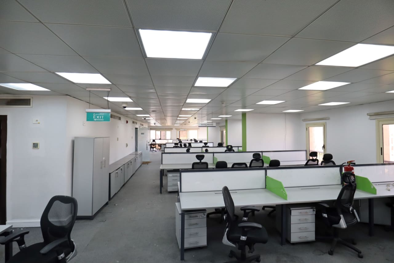 Office for rent in Street 18