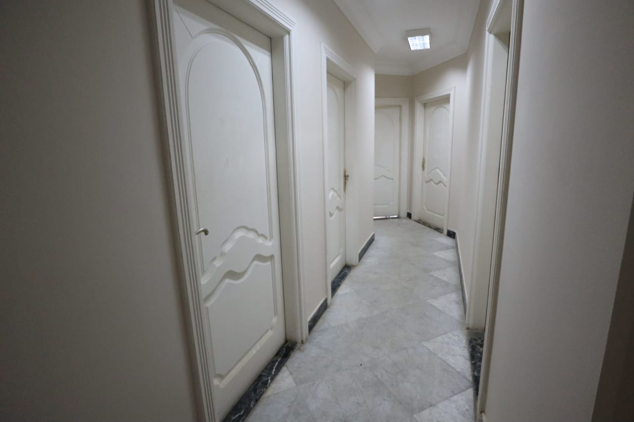 4 bedroom Duplex for rent in Degla , Cairo - Image 4