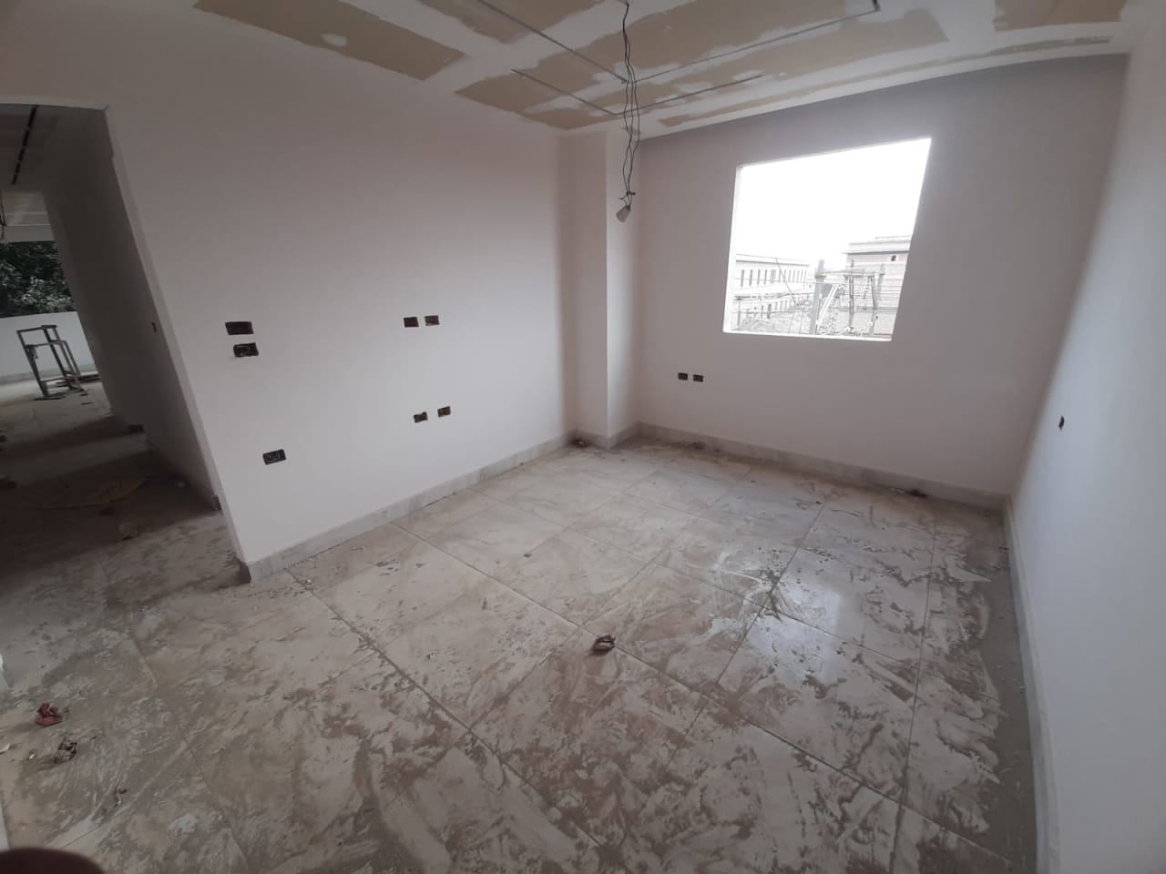 2 bedroom Office for rent
