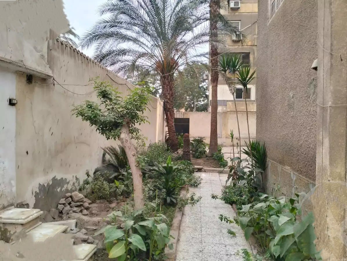 8 bedroom Villa for sale in Street 2