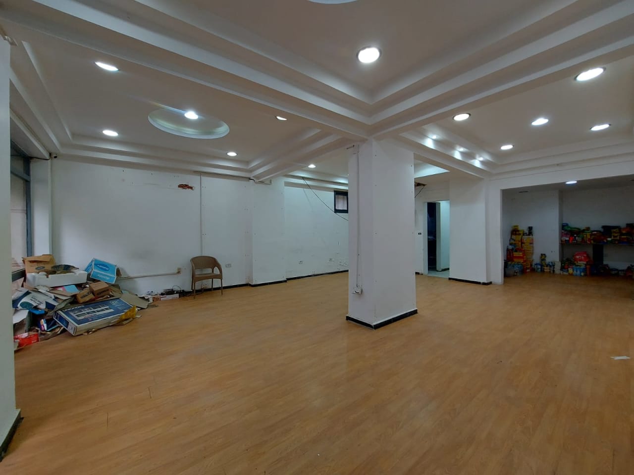 Shop for sale in Street 287
