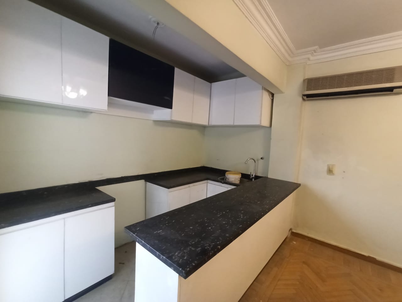 2 bedroom Apartment for rent in Sarayat , Maadi - Image 5