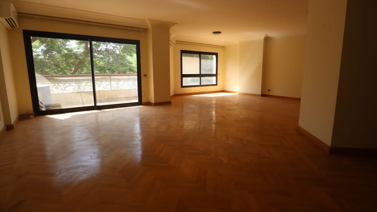 4 bedroom Apartment for rent in Sarayat