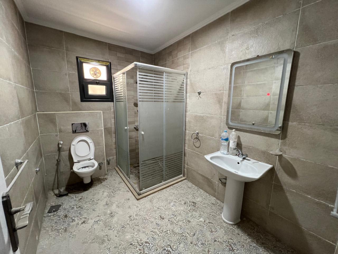 6 bedroom Office for rent in Zahraa El Maadi , Maadi - Image 7
