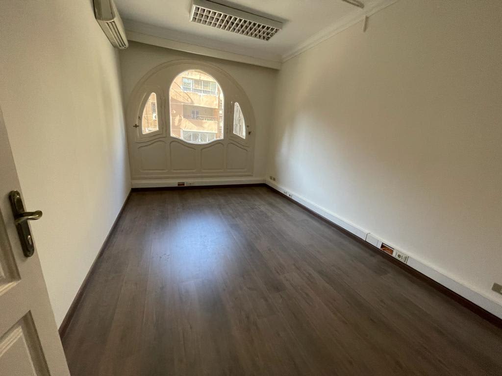 8 bedroom Office for rent in Degla , Maadi - Image 12