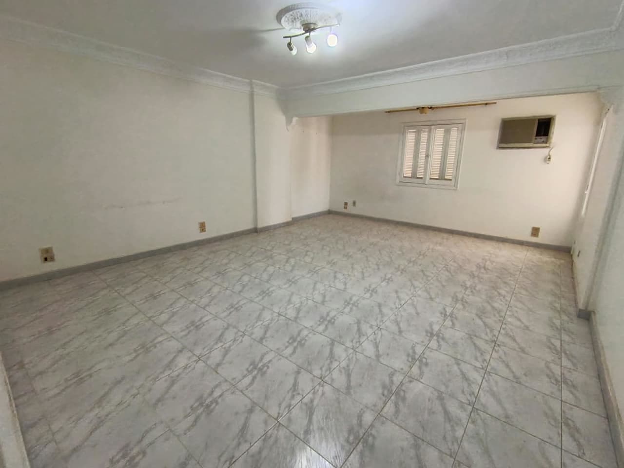 2 bedroom Office for rent in Cornish , Cornish - Image 2