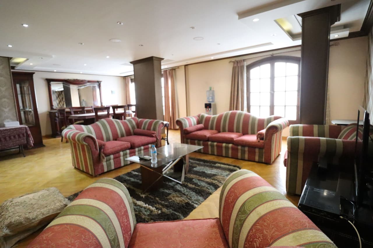 3 bedroom Apartment for rent in Degla