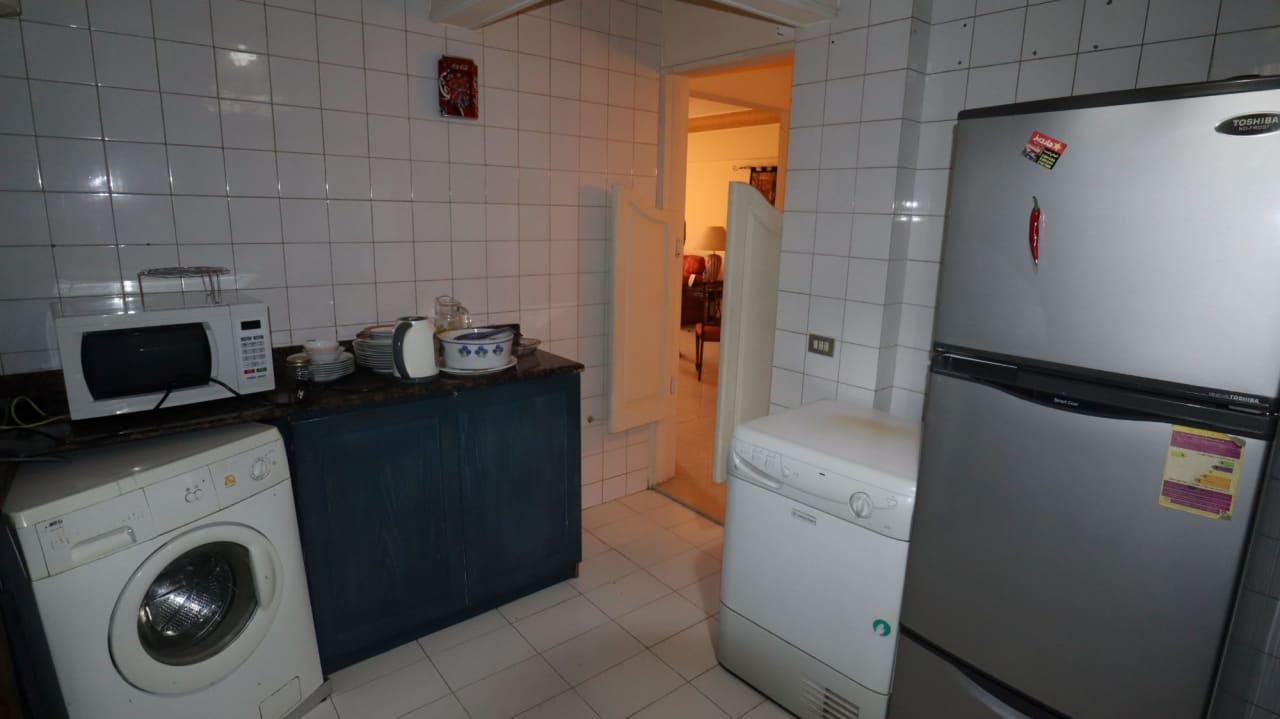 2 bedroom Apartment for rent in Degla , Cairo - Image 5