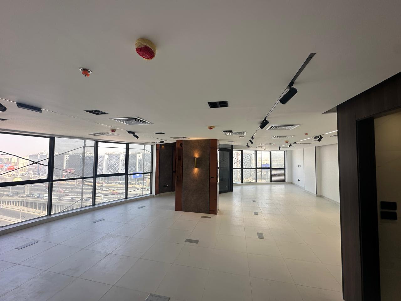 Office for rent in Ring Road