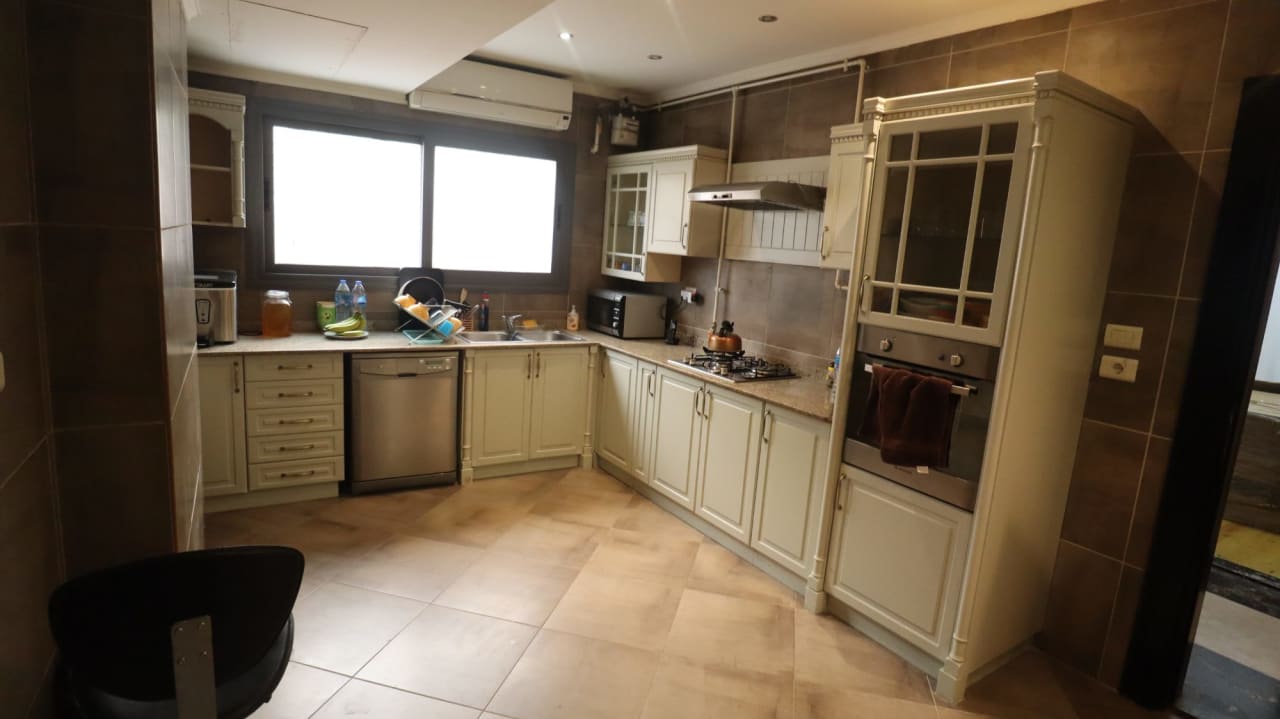 5 bedroom Ground Floor for rent in Degla , Maadi - Image 11