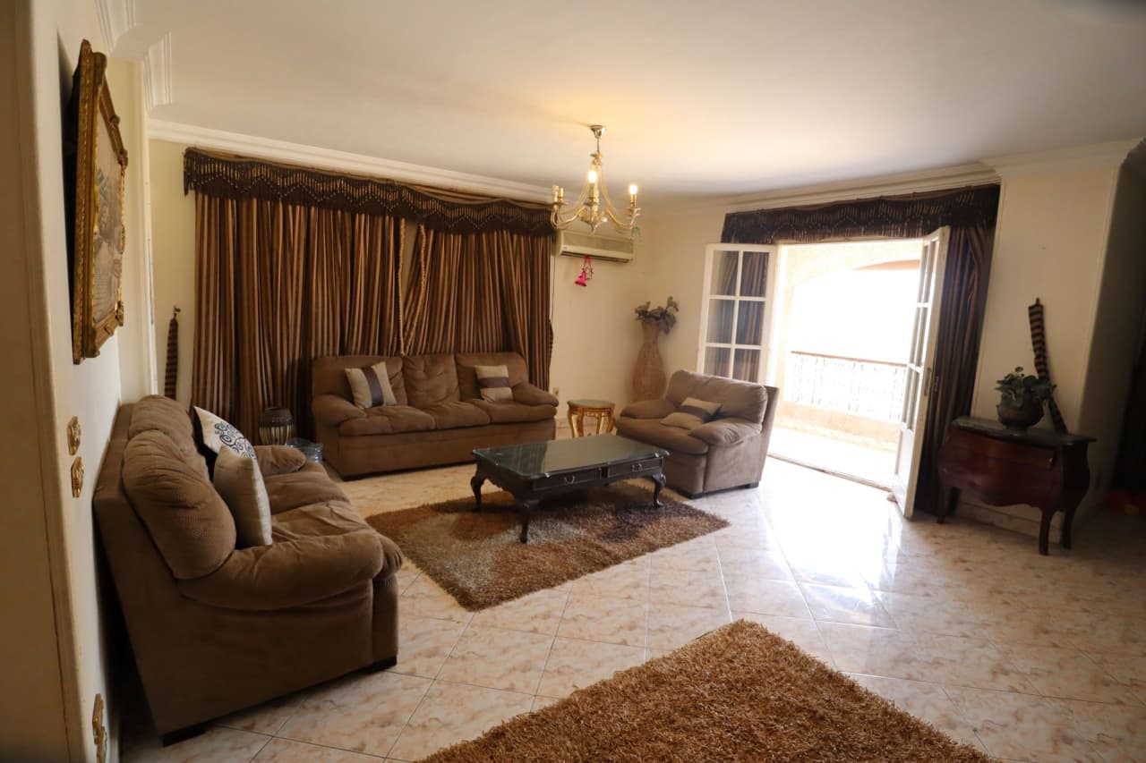 3 bedroom Apartment for rent in Sarayat