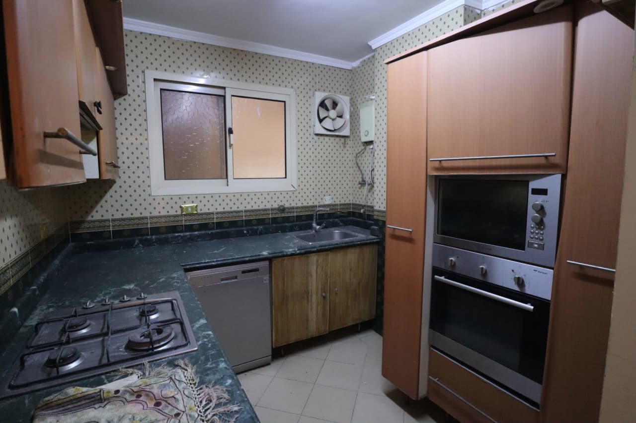 3 bedroom Apartment for sale in Degla , Cairo - Image 8