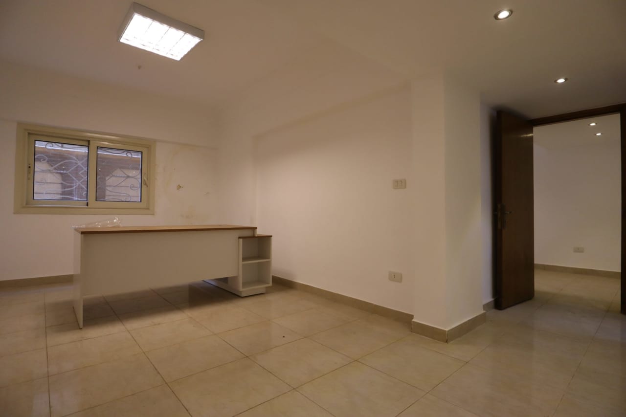 3 bedroom Office for rent in Sarayat , Cairo - Image 6