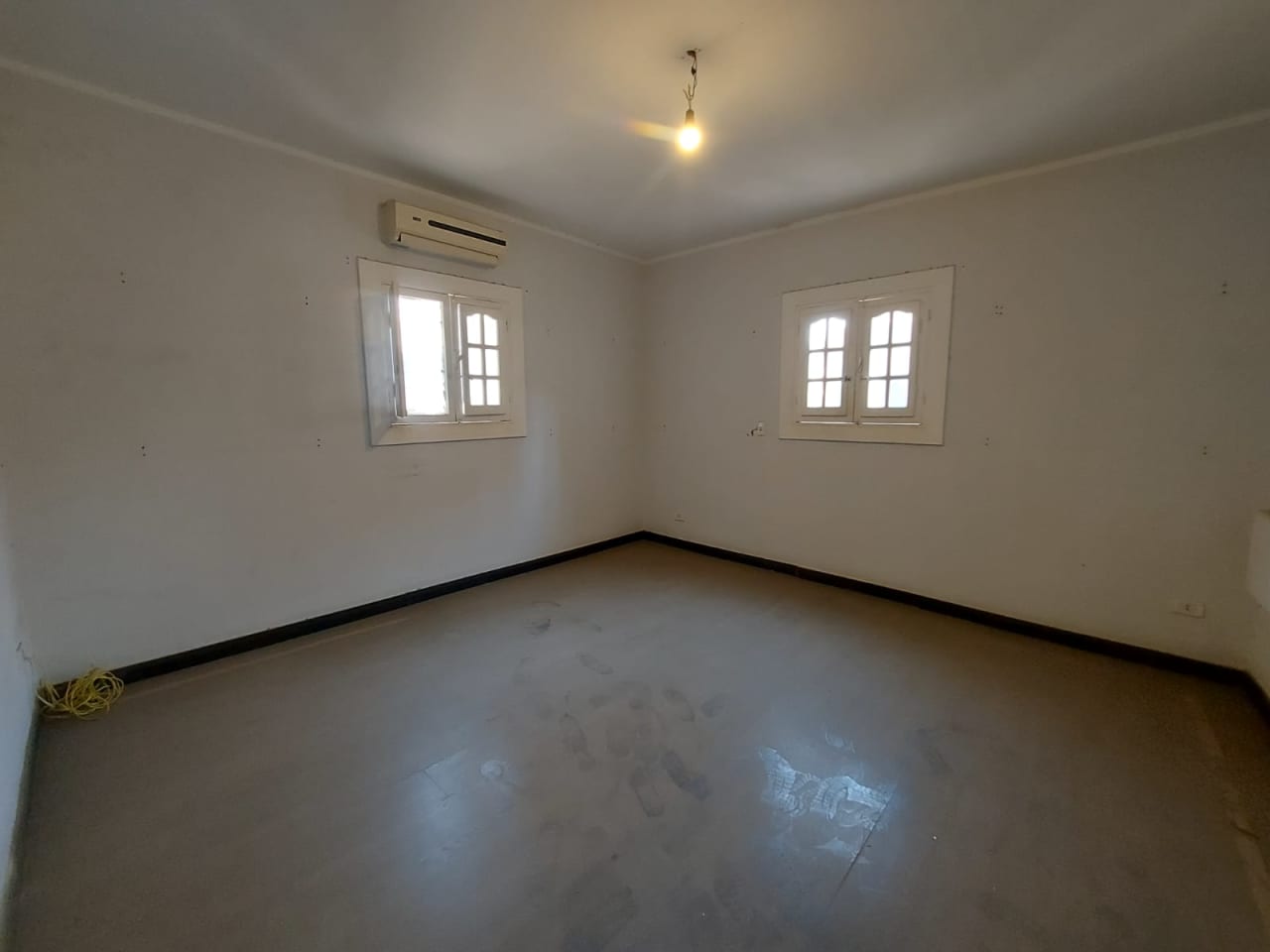 3 bedroom Office for rent in Northern Zamalek , Northern Zamalek - Image 4