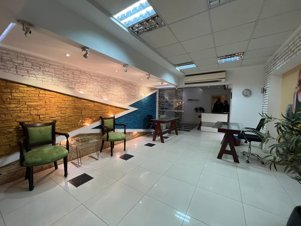 1 bedroom Office for rent in Northern Zamalek , Northern Zamalek - Image 2