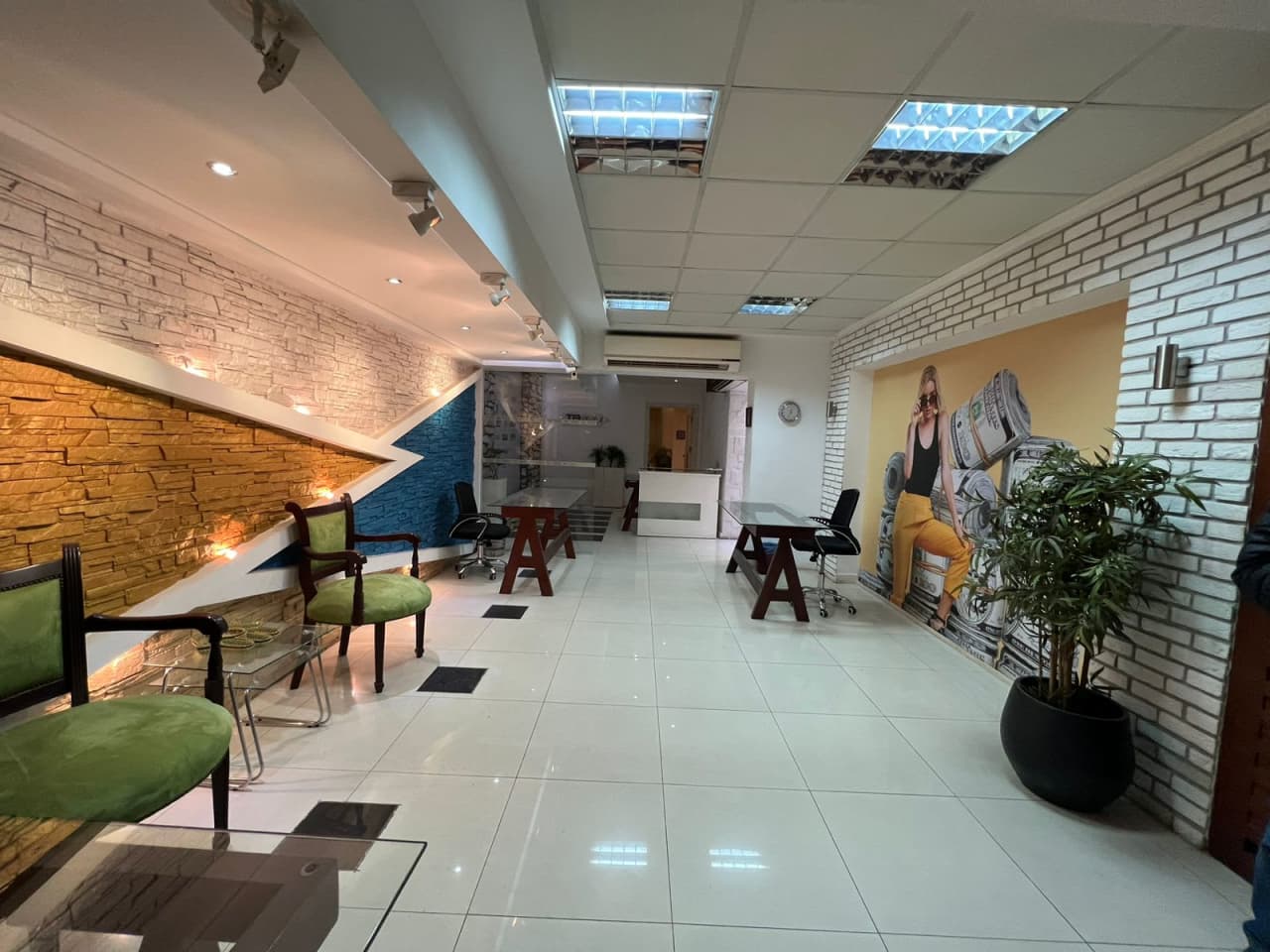 1 bedroom Office for rent in Northern Zamalek , Northern Zamalek - Image 5