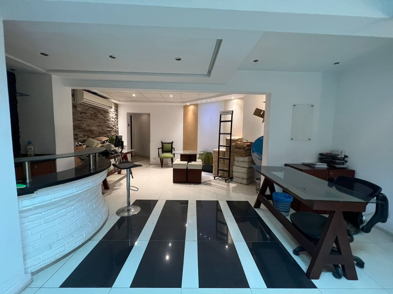 1 bedroom Office for rent in Northern Zamalek , Northern Zamalek - Image 7