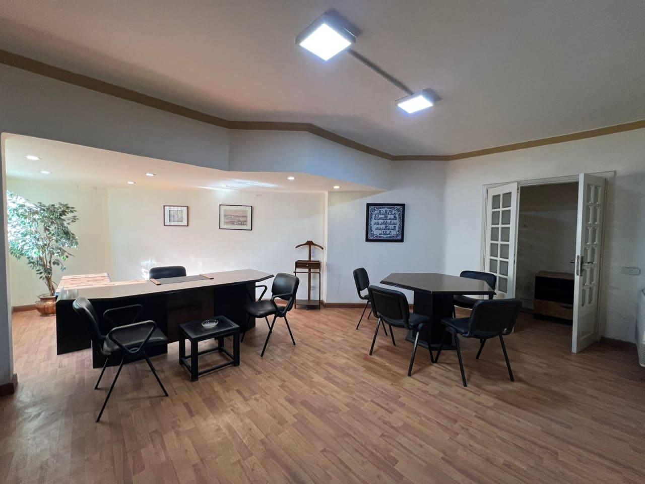 2 bedroom Office for rent in Northern Zamalek , Northern Zamalek - Image 4