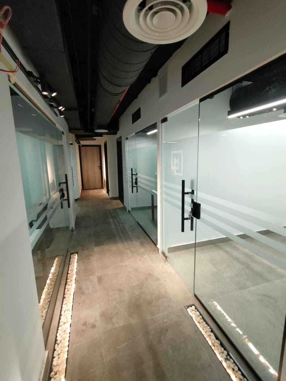 16 bedroom Office for rent in Ring Road , Cairo - Image 18