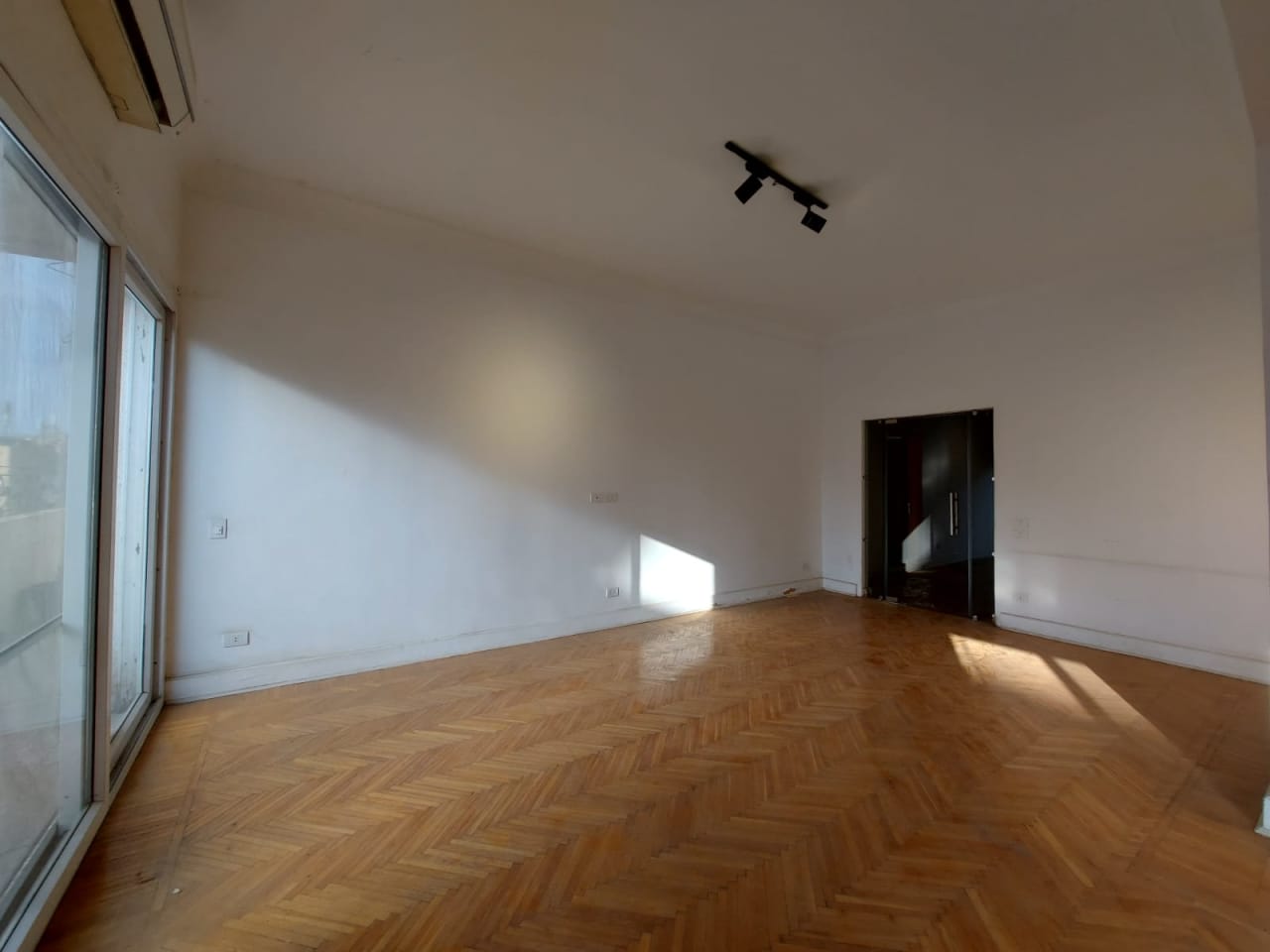 3 bedroom Office for rent in Zamalek , Cairo - Image 7