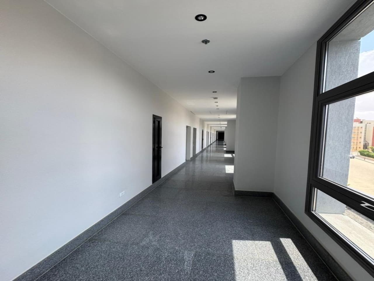 Office for rent in New Cairo , Cairo - Image 6