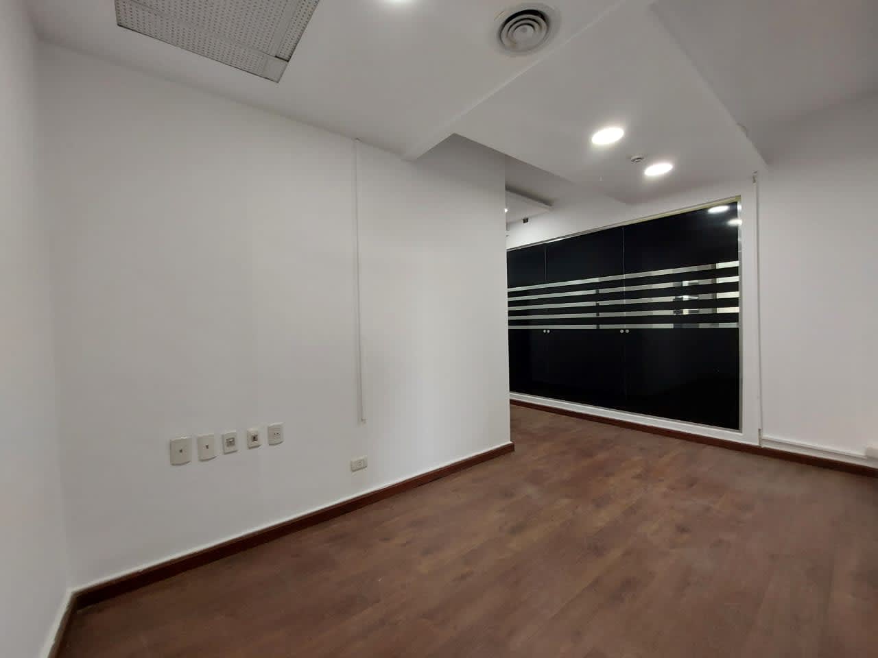Office for rent in New Cairo , Cairo - Image 2