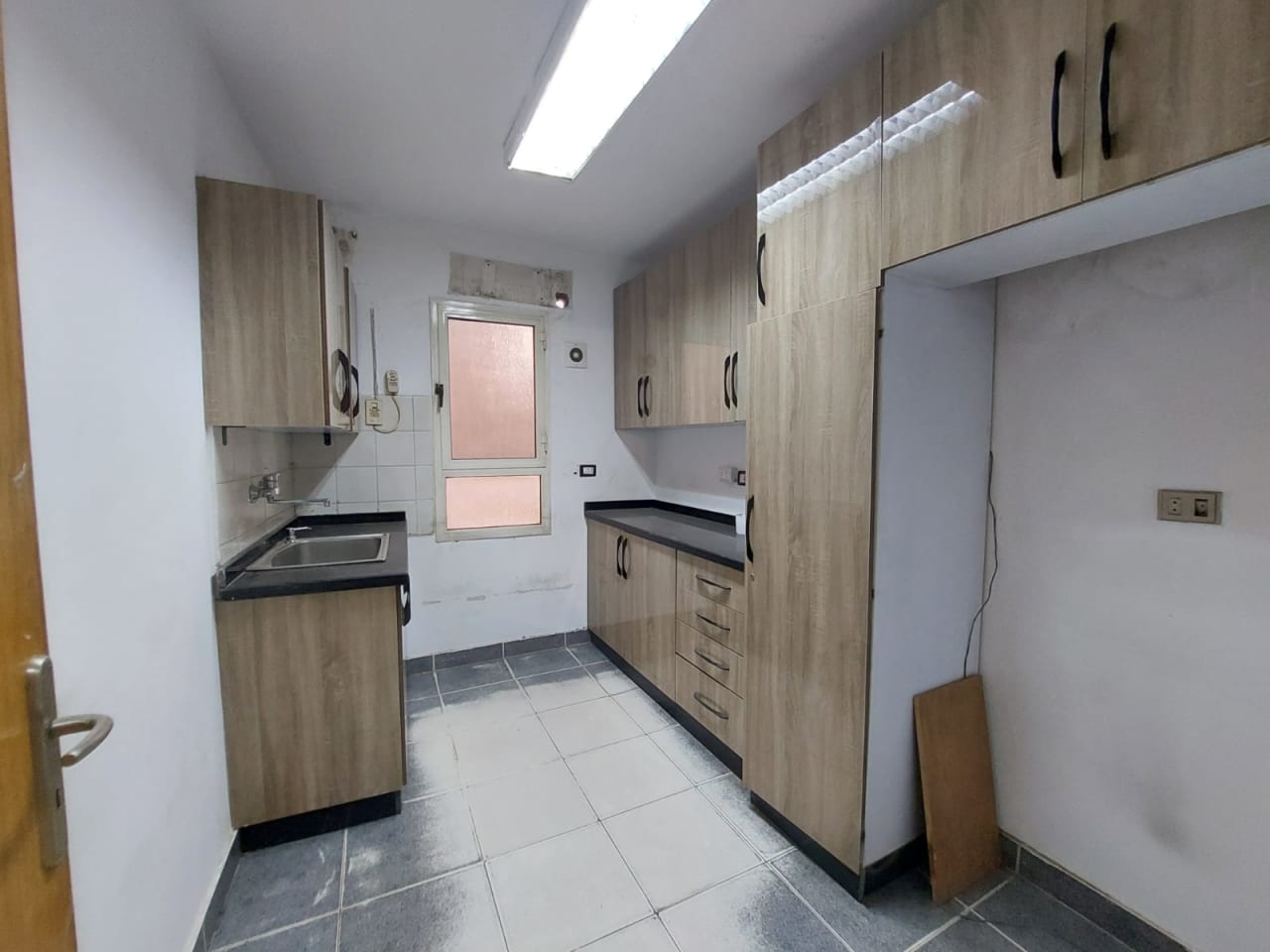 10 bedroom Office for rent in Degla , Maadi - Image 12